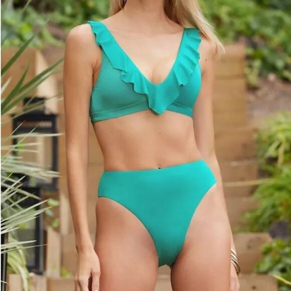 Becca Socialite Ruffle Bikini Top + French-Cut High-Waisted Bottom Large… - Picture 1 of 3